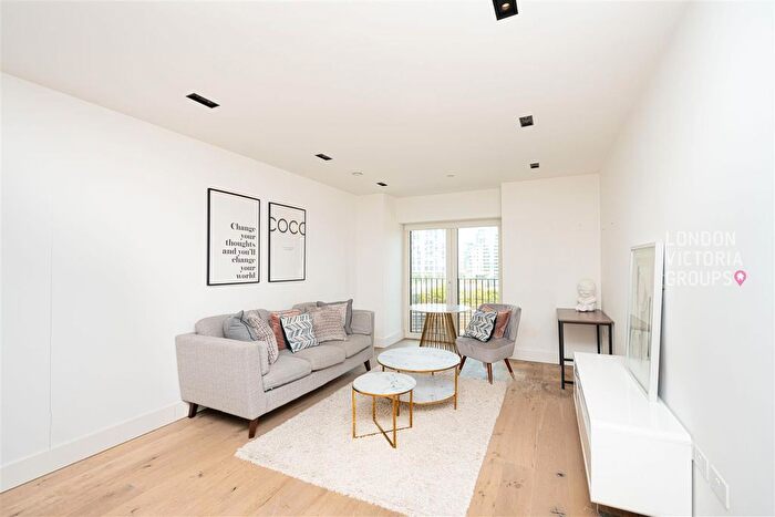2 Bedroom Flat To Rent In Keybridge Tower, Exchange Gardens, London, SW8