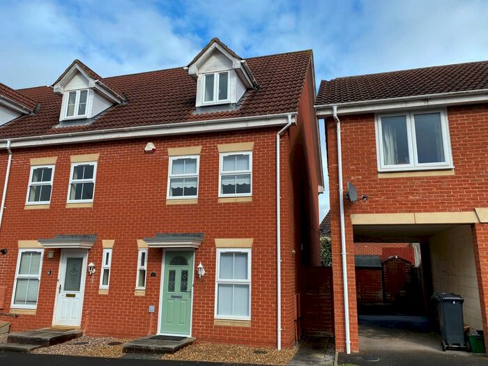 3 Bedroom End Of Terrace House To Rent In Stutts End, Cotford St. Luke, Taunton, TA4