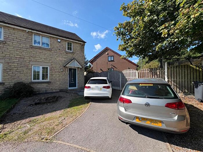 3 Bedroom Semi-Detached House For Sale In Royd Moor Road, Tong, Bradford, BD4