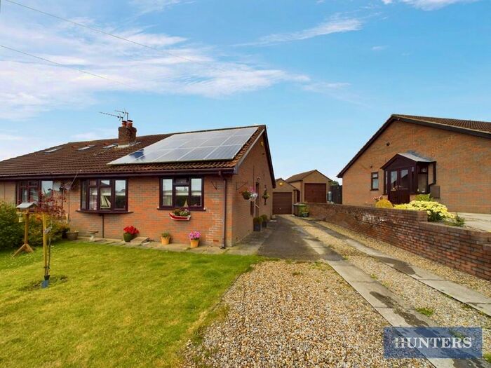 2 Bedroom Semi-Detached Bungalow For Sale In Scarsea Way, Bempton, Bridlington, YO15