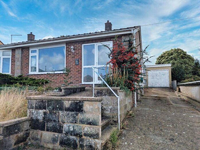2 Bedroom Semi-Detached Bungalow For Sale In Stenbury View, Wroxall, Ventnor, PO38