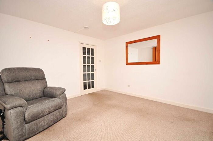 1 Bedroom Flat For Sale In North Street, Glenluce, DG8