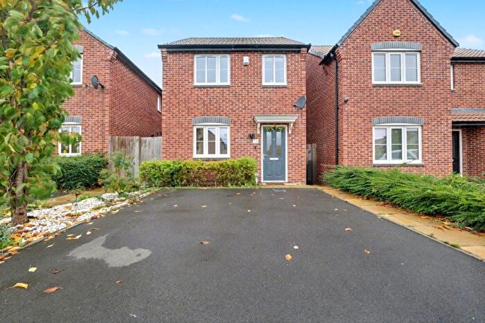 3 Bedroom Detached House For Sale In Rollings Drive, Coventry, CV2