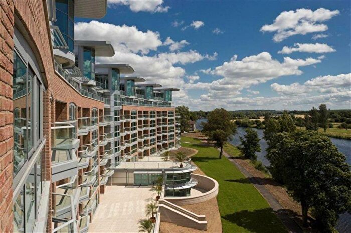 1 Bedroom Apartment To Rent In River Crescent, Waterside Way, Nottingham, NG2