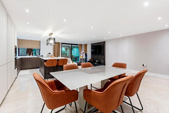 3 Bedroom Flat For Sale In Chasewood Park, Sudbury Hill, Harrow, HA1