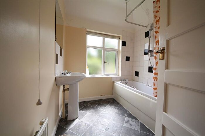 3 Bedroom End Of Terrace House For Sale In Chalmers Road, Cambridge, CB1