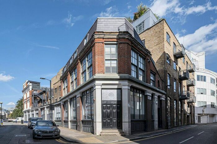 1 Bedroom Maisonette To Rent In Golden Lane, Old Street, London, EC1Y