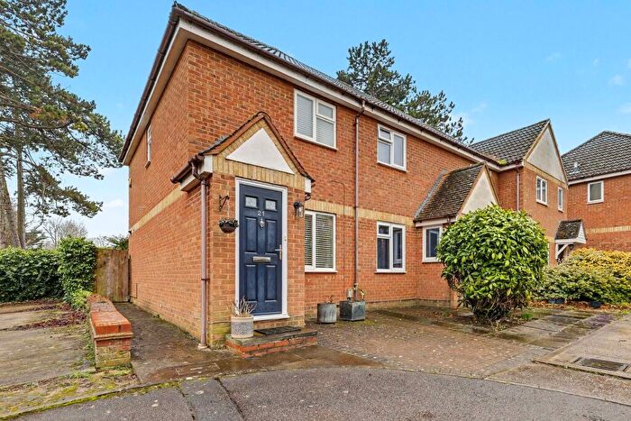 2 Bedroom End Of Terrace House For Sale In Martin Way, Letchworth Garden City, SG6