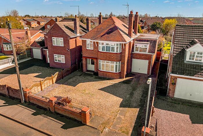 4 Bedroom Detached House For Sale In Church Gate, Whaplode, PE12