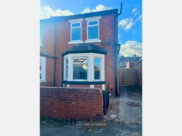 3 Bedroom Semi-Detached House To Rent In Morven Avenue, Mansfield Woodhouse, Mansfield, NG19