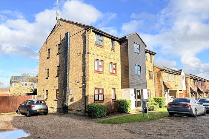 1 Bedroom Studio For Sale In Chisbury Close, Bracknell, Berkshire, RG12