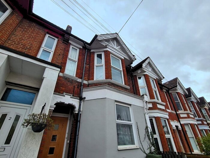 3 Bedroom End Of Terrace House To Rent In Emsworth Road, Southampton, SO15