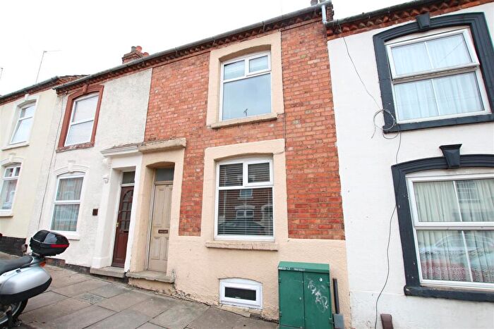 2 Bedroom House To Rent In Salisbury Street, Northampton, NN2