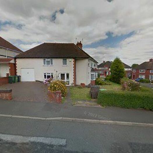 4 Bedroom Semi-Detached House To Rent In The Horseshoe, Oldbury, West Midlands, B68