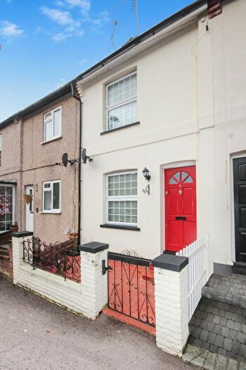 2 Bedroom Terraced House To Rent In Chase Road, Brentwood, Essex, CM14