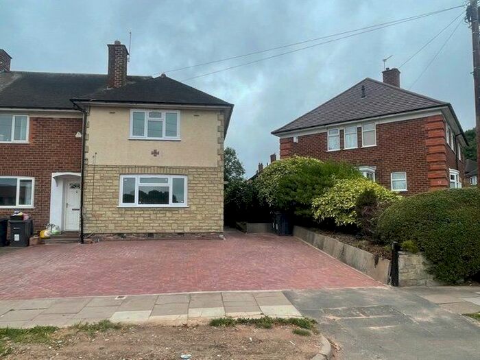 3 Bedroom End Of Terrace House To Rent In Broadstone Road, Birmingham, West Midlands, B26