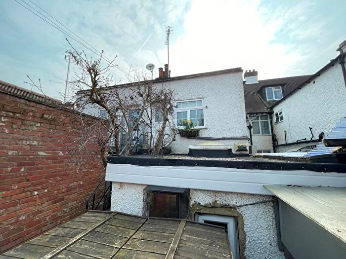 3 Bedroom Maisonette For Sale In Churchfield Road, Chalfont St. Peter, Buckinghamshire, SL9