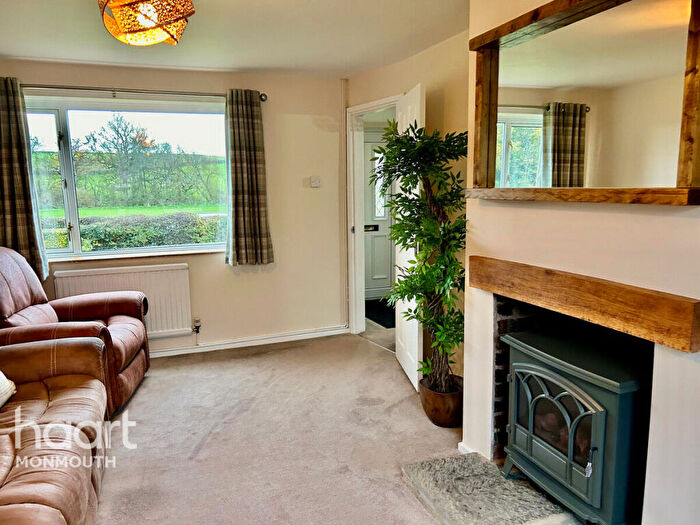 3 Bedroom End Of Terrace House For Sale In Queens Hill, Monmouth, NP25