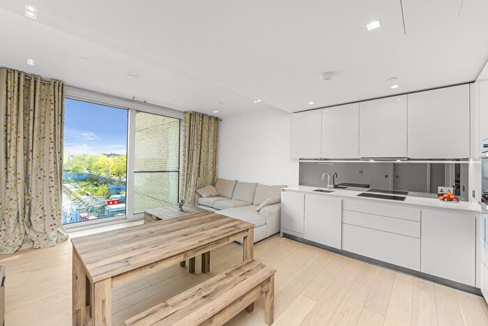 1 Bedroom Flat To Rent In Bolander Grove, Hammersmith, London, London, SW6