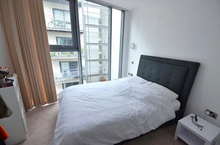 2 Bedroom Apartment To Rent In Ovale, Block C, Pollard Street, Manchester City Centre, M4