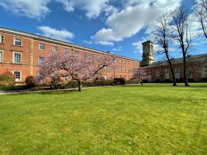 2 Bedroom Flat To Rent In Houseman Crescent, West Didsbury, Manchester, M20