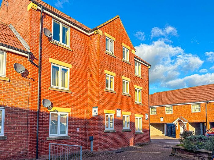 2 Bedroom Flat To Rent In Viscount Square, Bridgwater, Somerset, TA6