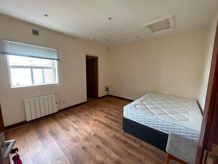 Studio To Rent In Flat, Malvern Road, Luton, LU1