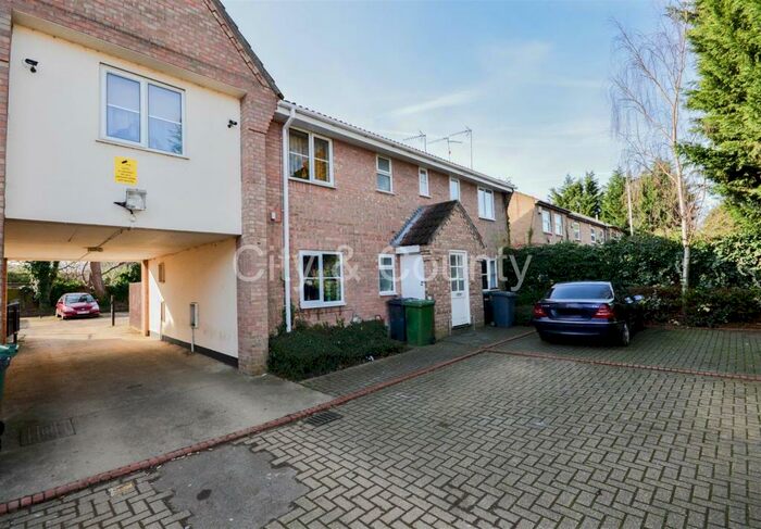 1 Bedroom Flat To Rent In Old Court Mews, St Martins Street, Peterborough, PE1