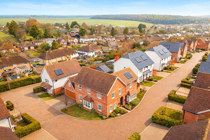 4 Bedroom Detached House For Sale In Probyn Close, Kimpton, Hitchin, Hertfordshire, SG4