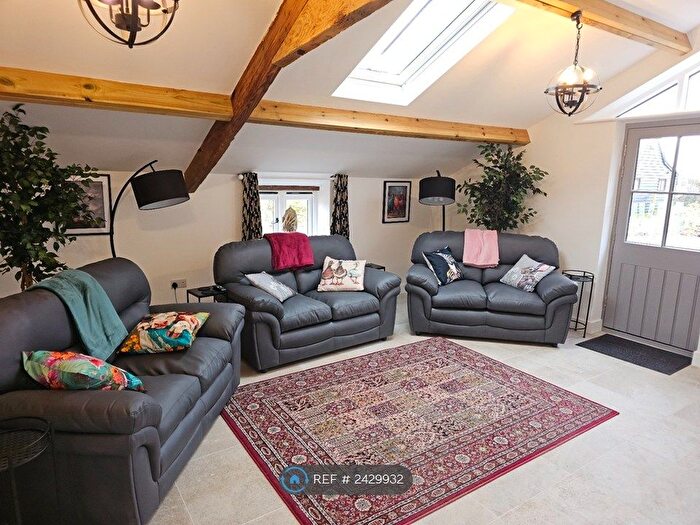 3 Bedroom Semi-Detached House To Rent In Fiddington, Bridgwater, TA5