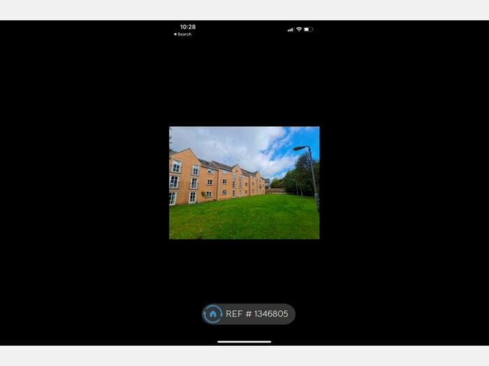 2 Bedroom Flat To Rent In Henshaw Mews, Yeadon, Leeds, LS19