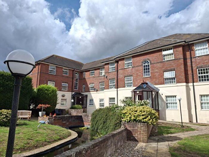 2 Bedroom Flat To Rent In Gillingham, SP8