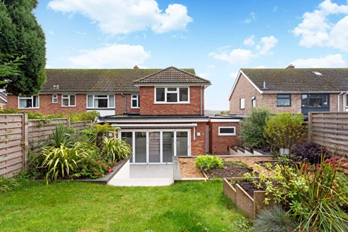 4 Bedroom Semi-Detached House To Rent In Pine Croft Marlow, SL7