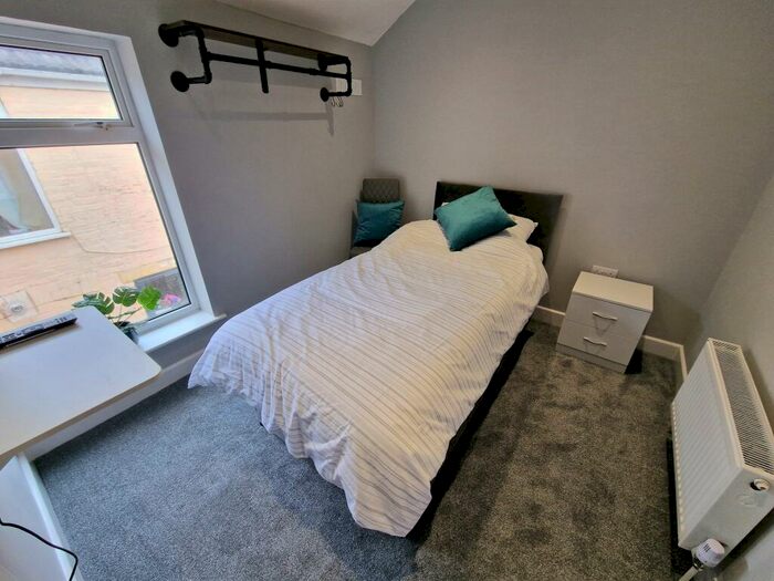 1 Bedroom Terraced House To Rent In King Street, Sutton Bridge, Spalding, Lincolnshire, PE12