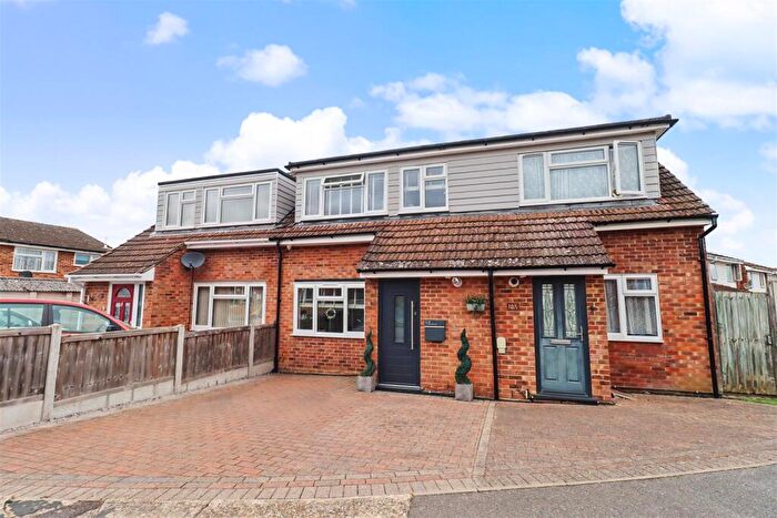 2 Bedroom Terraced House For Sale In Keyes Way, Braintree, CM7