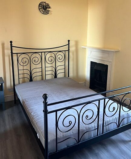 1 Bedroom Flat To Rent In Comiston Terrace, Morningside, Edinburgh, EH10
