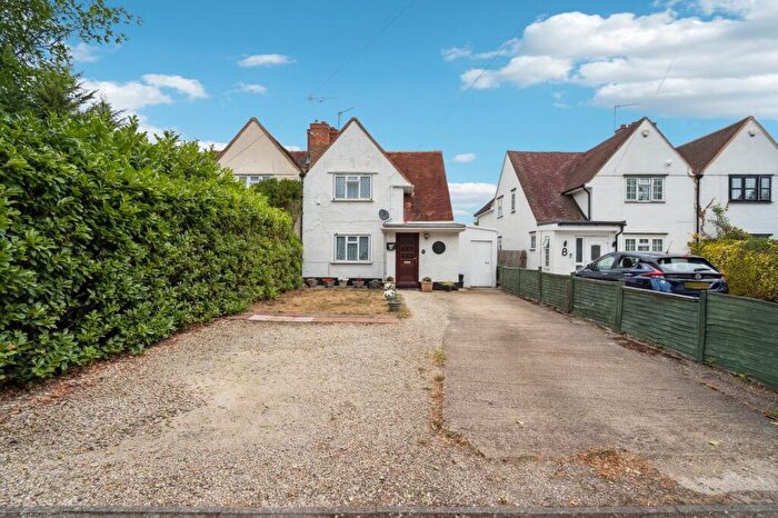 3 Bedroom Semi Detached House For Sale In Rogers Lane, Stoke Poges, Slough, SL2