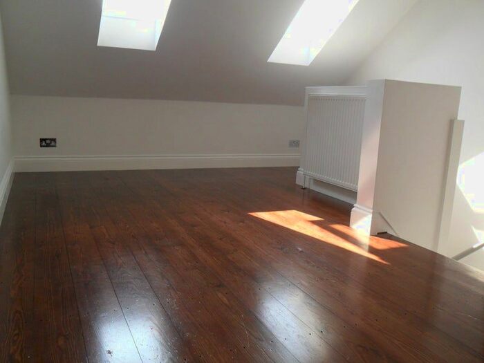 1 Bedroom Town House To Rent In Arthur Road, Windsor, SL4