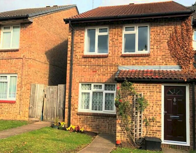 1 Bedroom Flat To Rent In Amanda Close Chigwell, IG7