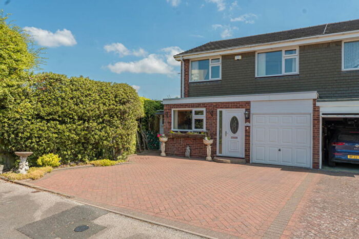 4 Bedroom Semi Detached House For Sale In Chester Road, Birmingham, B36