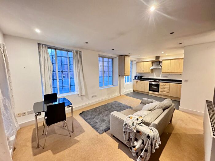 1 Bedroom Apartment To Rent In The Hockley Mill, Nottingham, NG1