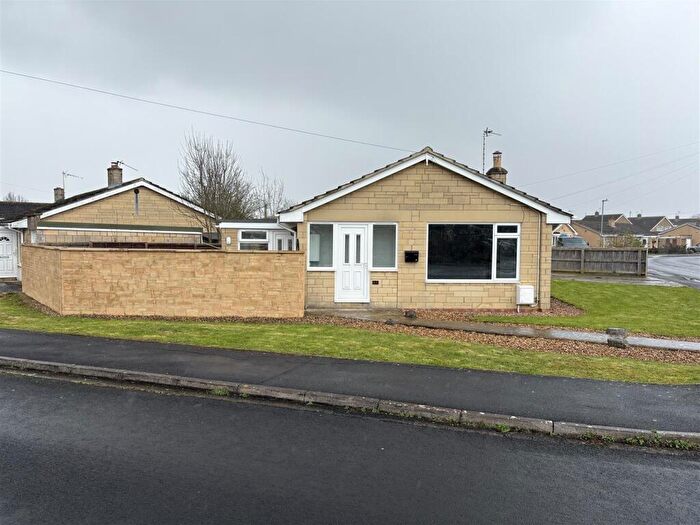 2 Bedroom Bungalow To Rent In Savernake Avenue, Melksham, SN12