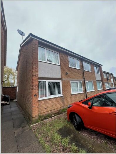 3 Bedroom House To Rent In Brett Drive, Birmingham, B32