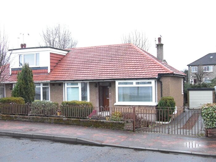 2 Bedroom Semi-Detached Bungalow To Rent In Blackcroft Road, Mount Vernon, G32