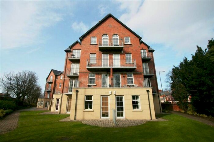2 Bedroom Flat To Rent In Bell Towers South, Belfast, BT6
