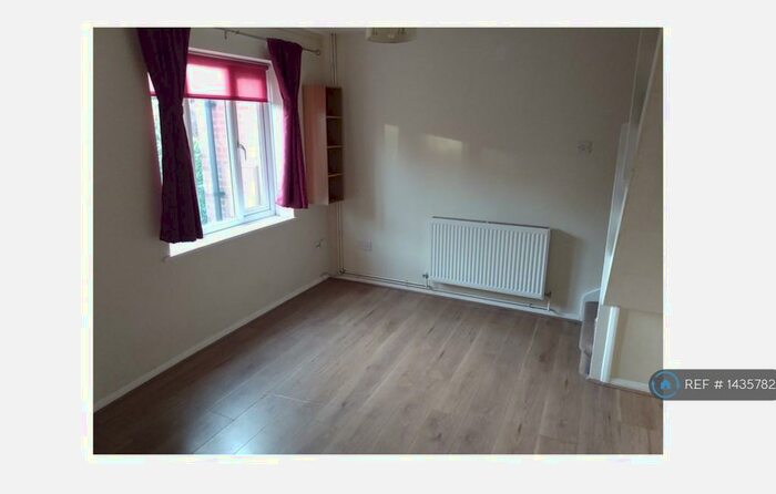 2 Bedroom Terraced House To Rent In Gisburn Close, Heelands, Milton Keynes, MK13