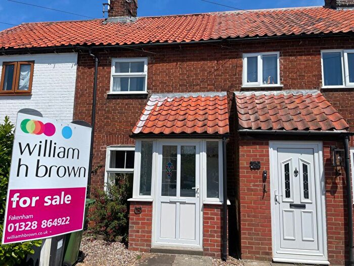 2 Bedroom Character Property For Sale In The Street, Sculthorpe, Fakenham, NR21