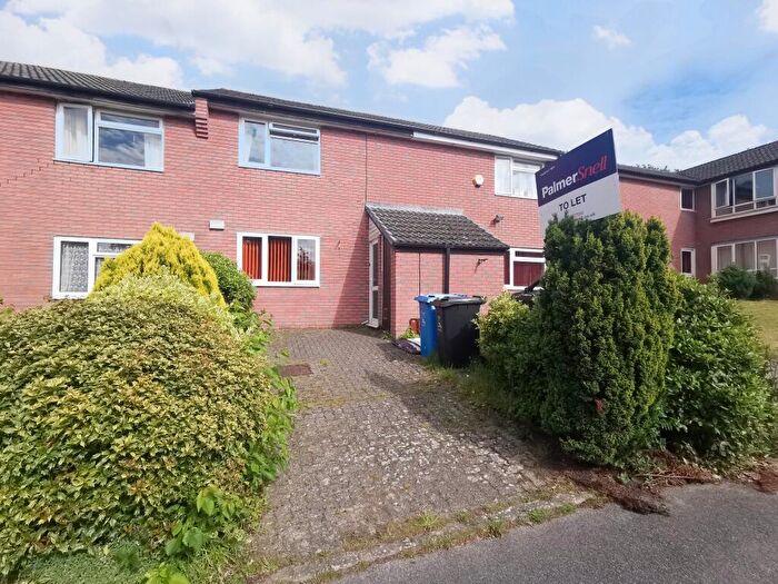 1 Bedroom Flat To Rent In Hooke Close, Canford Heath, BH17
