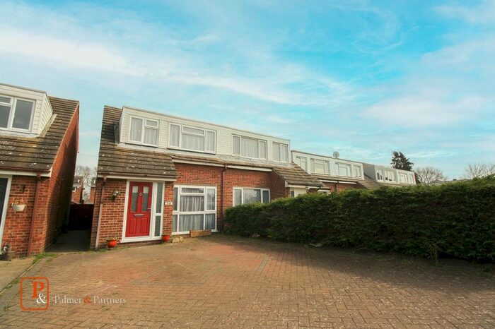 3 Bedroom Semi-Detached House To Rent In Onslow Crescent, Colchester, Essex, CO2