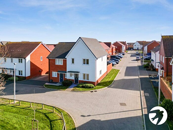 3 Bedroom Semi-Detached House To Rent In Cody Close, Hoo, Rochester, Kent, ME3